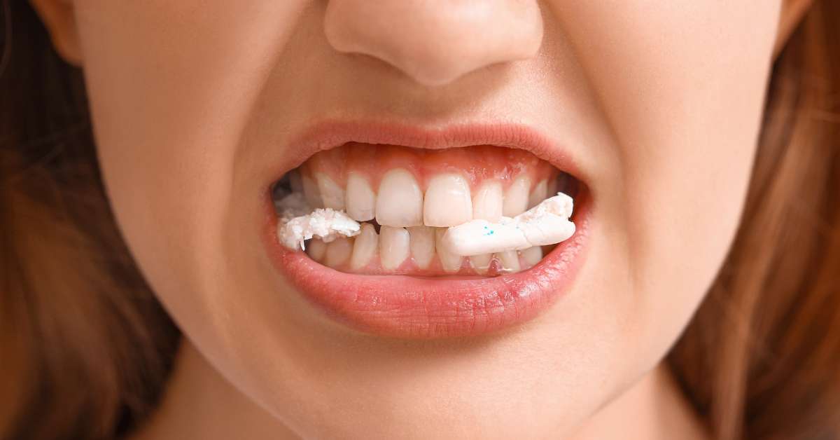pressure on tooth when chewing